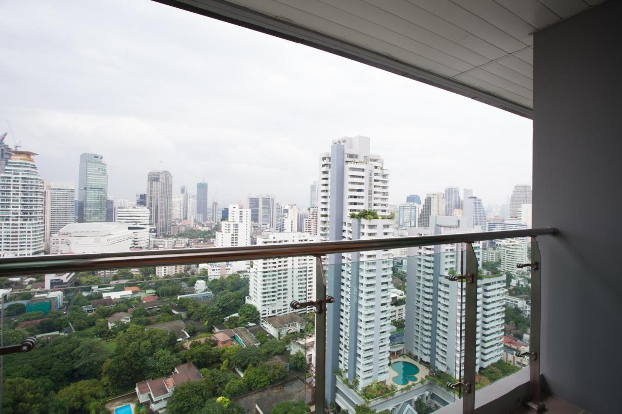 39 Boulevard Executive Residence Bangkok Bagian luar foto